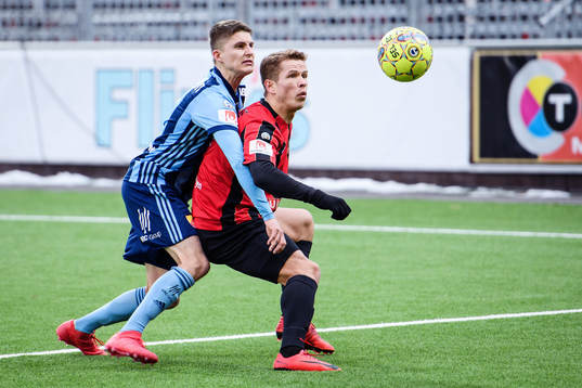 Djurgårdens  Johan Andersson  och Brommapojkarnas Bajram