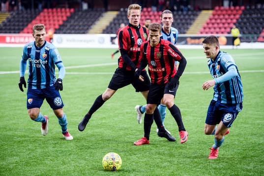 Brommapojkarnas Bajram Ajeti och Djurgårdens Johan