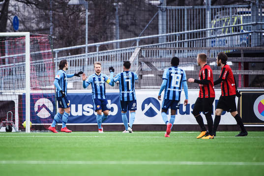 Djurgårdens Jacob Une Larsson jublar
