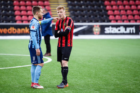 Brommapojkarnas Gustav Sandberg Magnusson och Djurgårdens