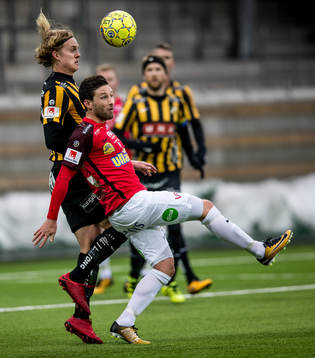 Falkenbergs Tibor Joza mot Häckens Gustav Berggren