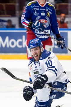 Leksands Matt Carey jublar