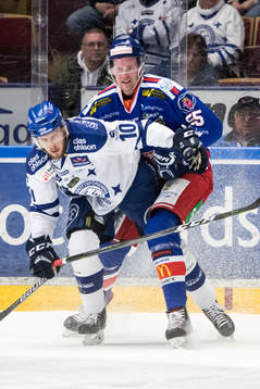 Leksands Matt Carey och Oskarshamns Tom Linder  i