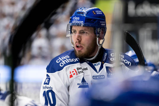 Leksands Matt Carey  i ishockeymatchen i hockeyallsvenska