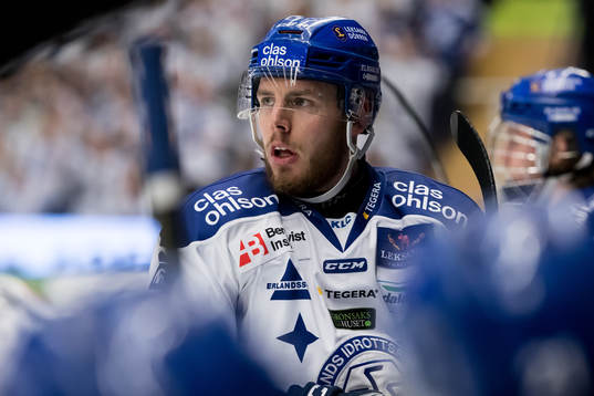 Leksands Matt Carey  i ishockeymatchen i hockeyallsvenska