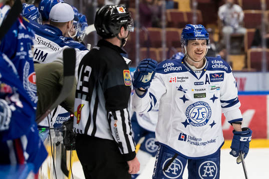 Leksands Martin Karlsson jublar