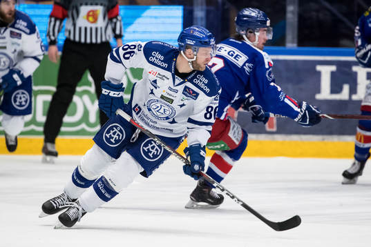 Leksands Daniel Pietta  i ishockeymatchen i