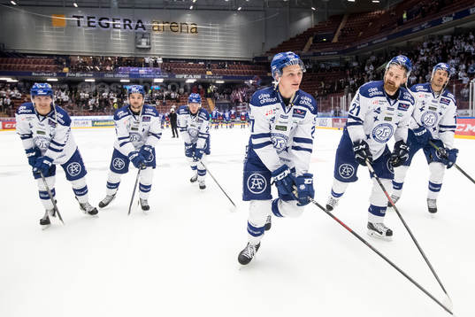 Leksands spelarna jublar
