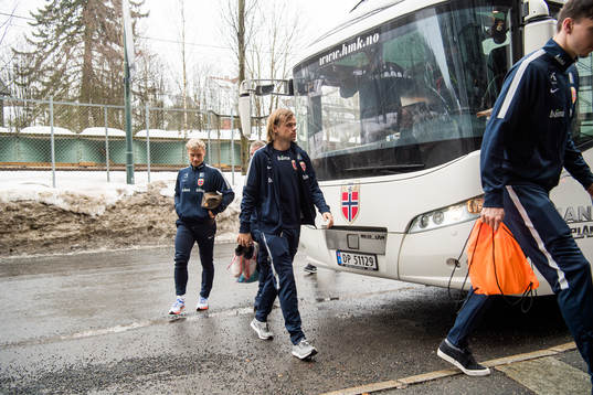 Fredrik Gulbrandsen and Iver Fossum of Norway arrive at a