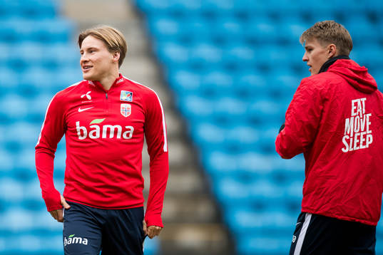 Jonas Svensson and Martin Ødegaard of Norway