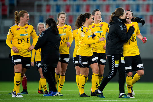 The players of LSK Kvinner celebrate