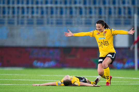 Guro Reiten of LSK Kvinner celebrates with Ingrid Syrstad
