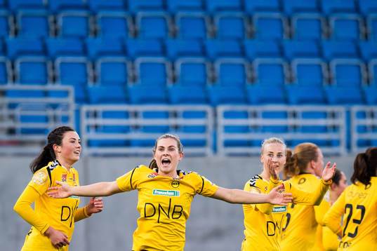 Emilie Bosshard Haavi of LSK Kvinner celebrates