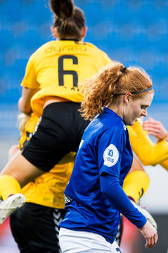 Stine Ballisager Pedersen of Vålerenga looks dejected