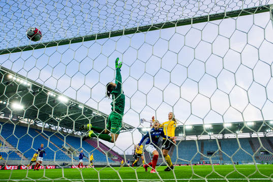 Goalkeeper Guro Pettersen of Vålerenga lets in the 2-0 goal