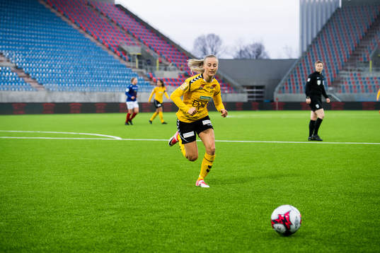 Anja Sønstevold of LSK Kvinner