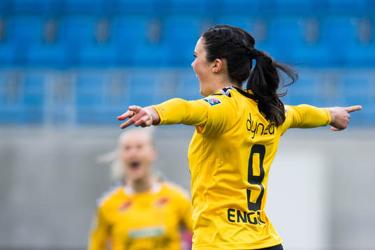 Ingrid Syrstad Engen of LSK Kvinner celebrates