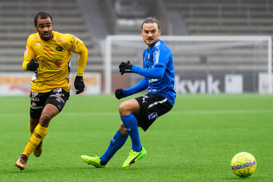 Elfsborgs Alex Dyer och Halmstads Pontus Silfwer