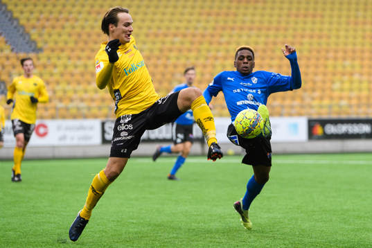 Elfsborgs Viktor Prodell och Halmstads Dida Rashidi