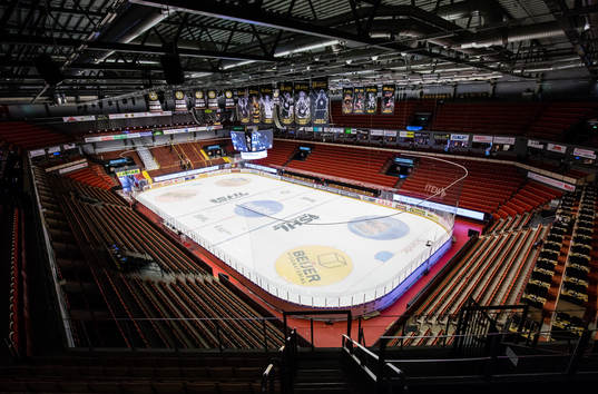 Interiör av Gavelrinken Arena innan kvartsfinal 4 i