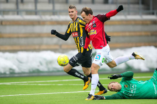 Falkenbergs Anton Wede gör 0-1