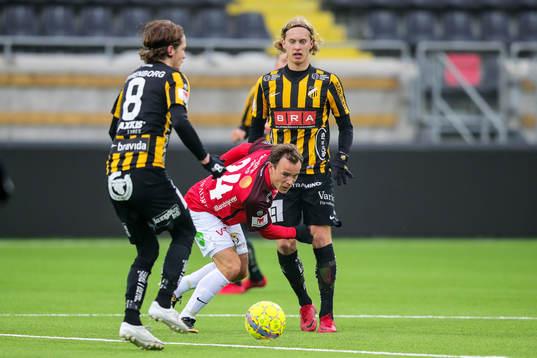 Falkenbergs Anton Wede och Häckens Erik Friberg och Gustav