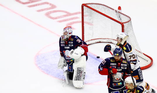 Mål 0-1 förbi Linköpings målvakt Jacob Johansson