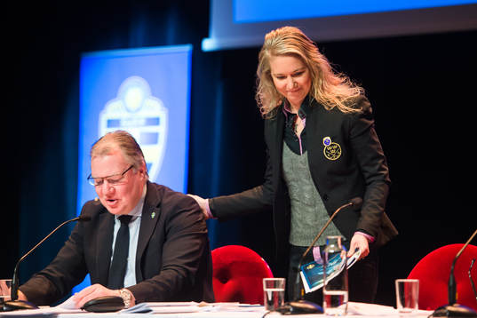 Karl-Erik Nilsson, Ordförande Fotbollförbundet och Maria