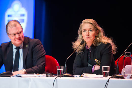 Karl-Erik Nilsson, Ordförande Fotbollförbundet och Maria