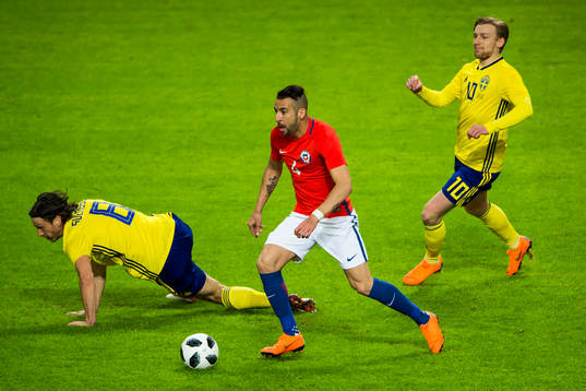 Sveriges Gustav Svensson, Chiles Mauricio Isla och Sveriges