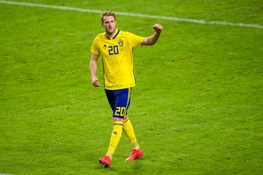 Sveriges Ola Toivonen jublar
