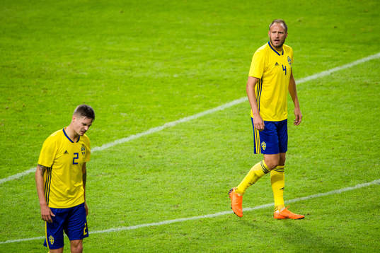 Sveriges Mikael Lustig och Andreas Granqvist