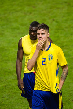Sveriges Ken Sema och Mikael Lustig deppar