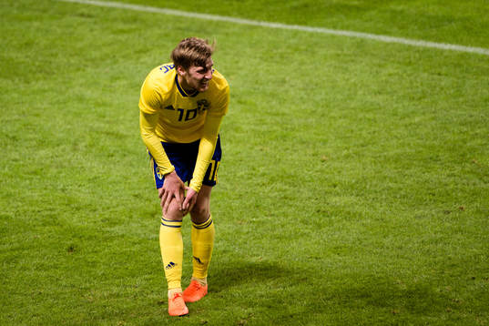Sveriges Emil Forsberg har ont