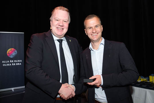 Daniel Gustavsson  får Domarnålen i guld