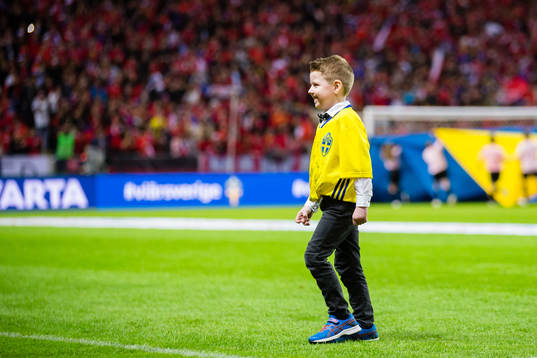 Lukas Wilhelmsson går av planen
