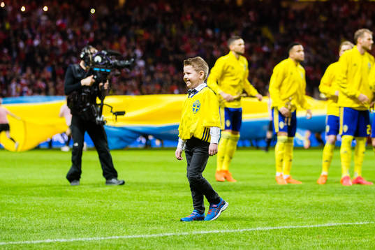 Lukas Wilhelmsson går av planen