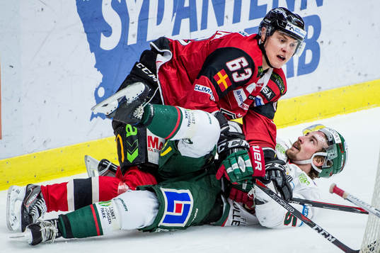 Malmö Redhawks Fredrik Händemark och Frölundas Adam