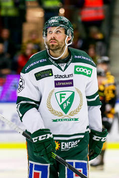 Färjestads Dick Axelsson jublar