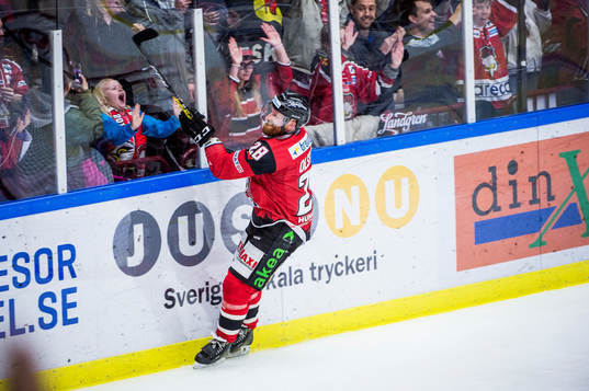 Malmö Redhawks Jens Olsson jublar