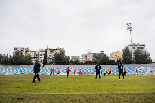 Lars Lagerbäck, head coach of Norway, watching the players