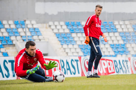 Goalkeeper Ørjan Håskjold Nyland and goalkeeper Rune