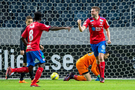 Helsingborgs Mikael Dahlberg jublar