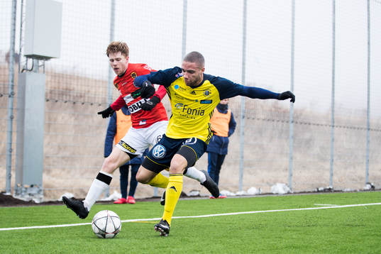 Bläddra bland fler bilder av Fotboll, Träningsmatch, Ängelholm - Landskrona