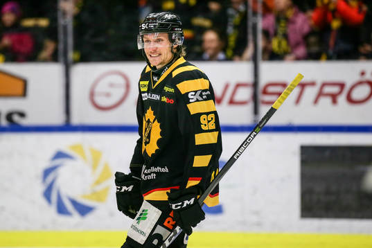 Skellefteås Jesper Olofsson jublar