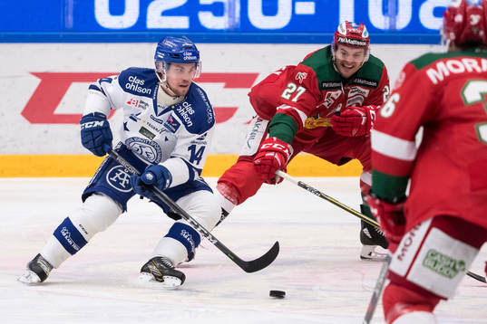 Leksands Oskar Lang och Moras Matt Bailey  i