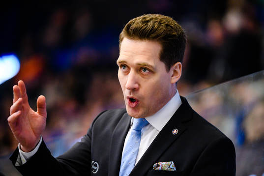 Växjös tränare Sam Hallam