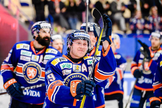 Växjös Tuomas Kiiskinen jublar
