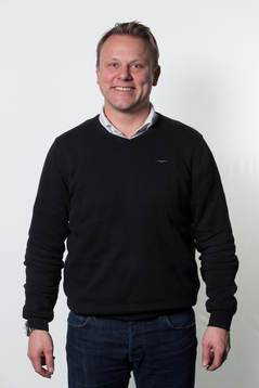 Frej Täbys tränare Roberth Björknesjö