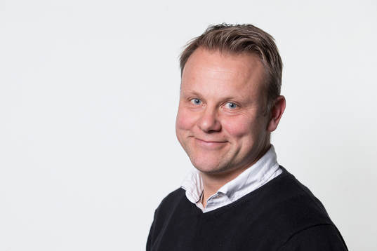 Frej Täbys tränare Roberth Björknesjö